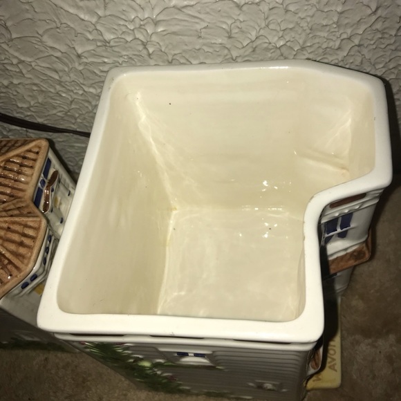 Avon Townhouse Canister Collection Cookie Jar Two Set Vintage Hand Paint - Picture 5 of 9